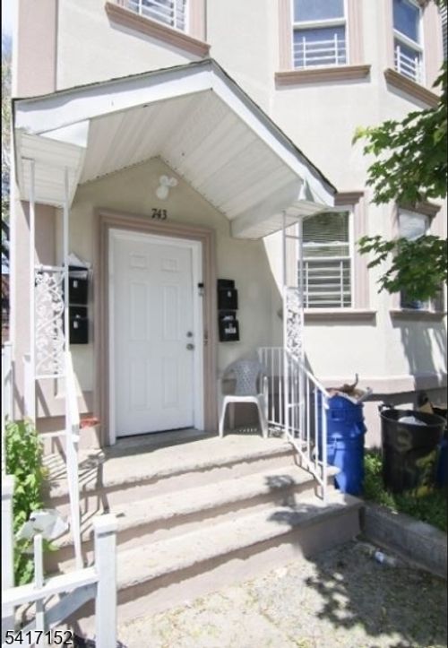 743 S 12th St, Newark, NJ, 07103-1740 | Card Image