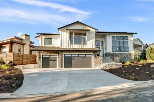 2011 Long Leaf Court, Santa Rosa, CA, 95403 | Card Image