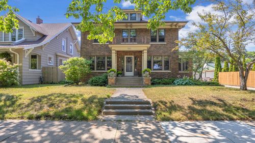 413 Lincoln Ave, Sheboygan, WI, 53081-2863 | Card Image