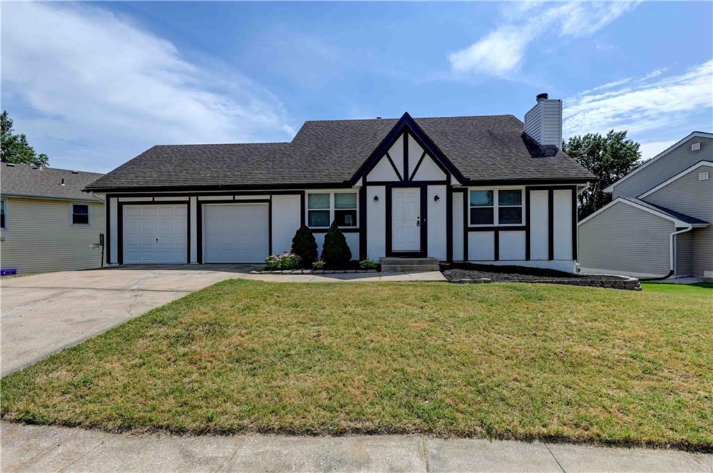 Wilshire Cir, Grandview, MO 64030