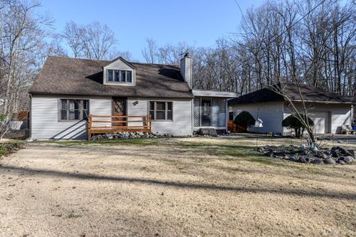 820 Crystal Ave, Southampton, NJ, 08088-1727 | Card Image