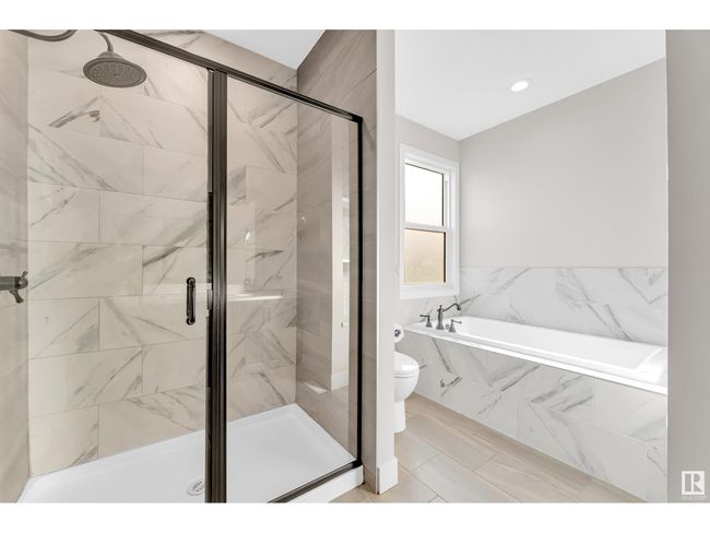 824 34 Ave Nw, House other with 6 bedrooms, 6 bathrooms and 6 parking in Edmonton AB | Image 36