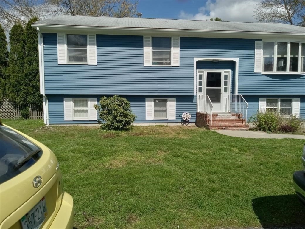 Link St, North Providence, RI 02911