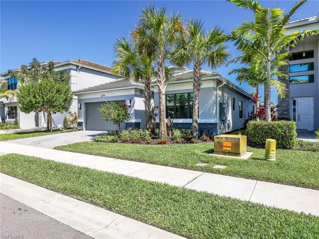 Residential in ESTERO 2