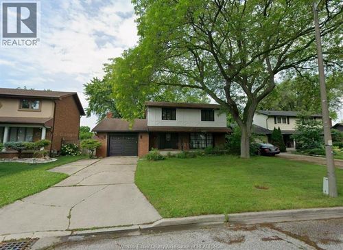 3045 Claxton Crt, Windsor, ON, N8R1P9 | Card Image