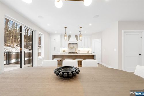 188 Broadway, Woodcliff Lake, NJ, 07677 | Card Image