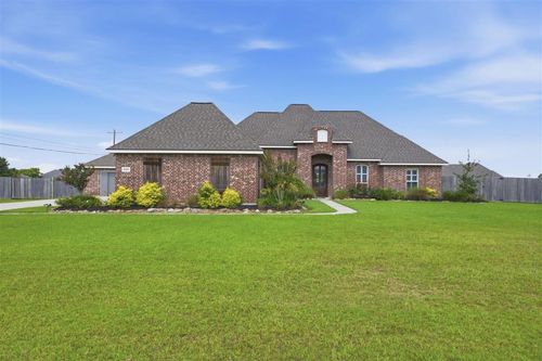 2305 Regena Drive, Lake Charles, LA, 70611 | Card Image