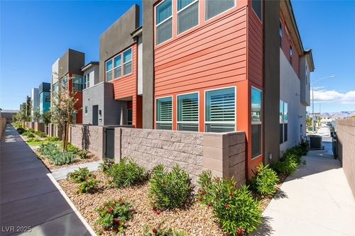 9844 Kings Glen St, Las Vegas, NV, 89141-8993 | Card Image