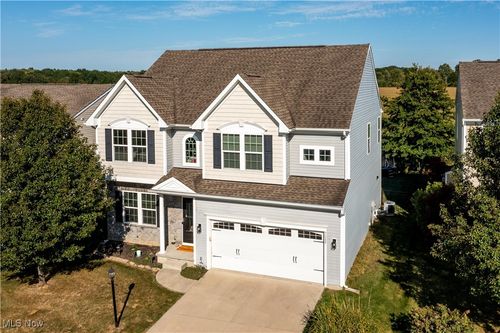 9088 Stonegate Cir, North Ridgeville, OH, 44039-8951 | Card Image