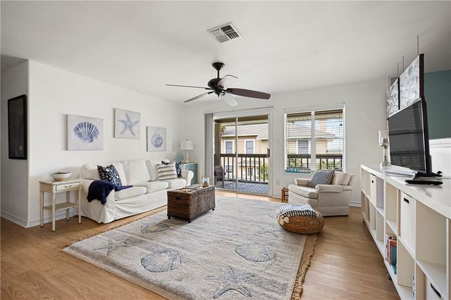 APT-20 - 15125 Leeward Dr, Condo with 2 bedrooms, 2 bathrooms and null parking in Corpus Christi TX | Image 5