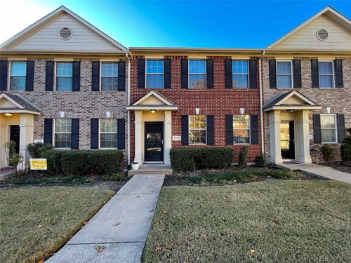 4133 Kyndra Cir, Richardson, TX, 75082-2761 | Card Image