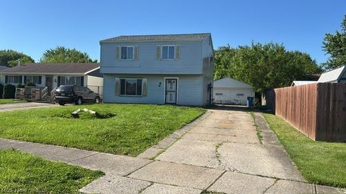 1840 Crehore St, Lorain, OH, 44052-3208 | Card Image