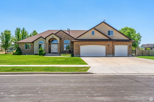 6613 W 200 N, Ogden, UT, 84404-8701 | Card Image