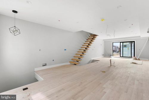 834 Cameron St, PHILADELPHIA, PA, 19130-2491 | Card Image