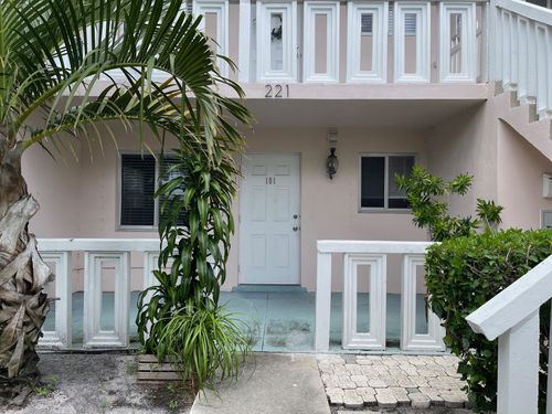 apt-101-221 Se 1st Ave, Boynton Beach, FL, 33435-4549 | Card Image