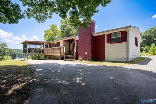 552 County Road 255, Bridgeport, AL, 35740-6426 | Card Image
