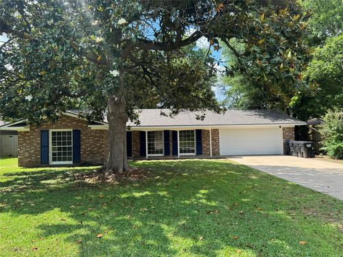 502 Meadowbrook Dr, Longview, TX, 75601-3819 | Card Image