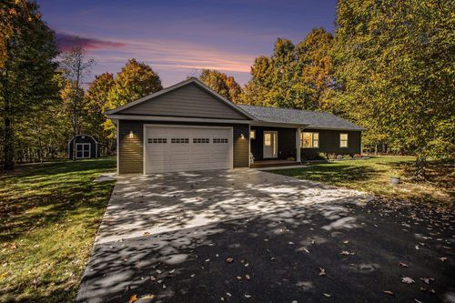 2694 Algonquin, Interlochen, MI, 49643-9385 | Card Image