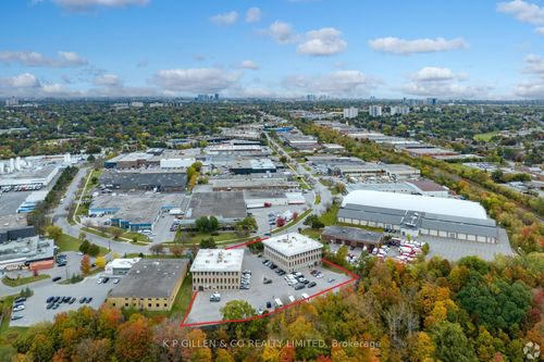 109-109-111 Railside Rd, North York, ON, M3A1B2 | Card Image
