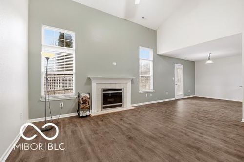 15201 Bird Watch Way, Noblesville, IN, 46060-7914 | Card Image