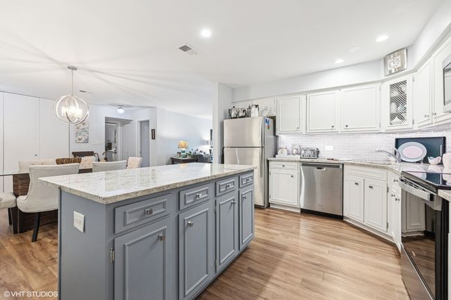 APT-3D - 445 N Park Blvd, Condo with 2 bedrooms, 2 bathrooms and 1 parking in Glen Ellyn IL | Image 6