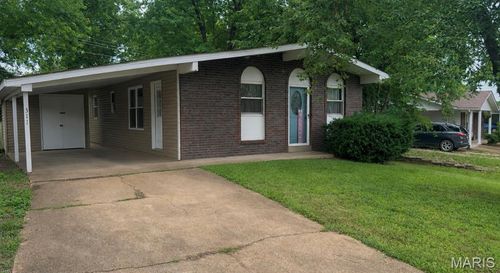 311 Bass St, Park Hills, MO, 63601-2213 | Card Image