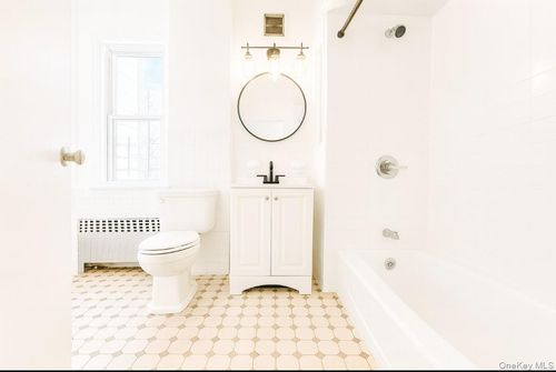 apt-2-194 Summit Ave, Mount Vernon, NY, 10550-1565 | Card Image