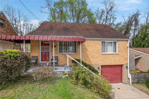 133 Clay Dr, Pittsburgh, PA, 15235-3702 | Card Image