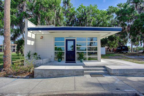 203 Laurel St, PALATKA, FL, 32177-5232 | Card Image