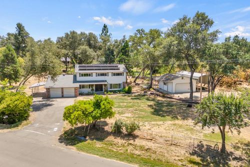 7630 Barnes Ln, Loomis, CA, 95650-9605 | Card Image