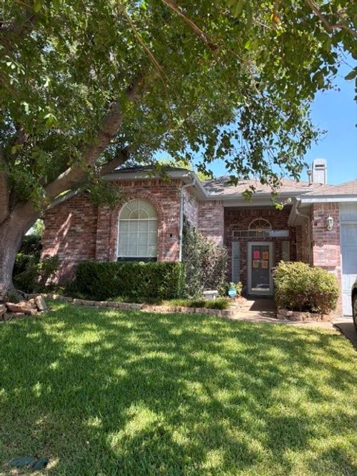 5209 Rio Bravo Dr, Arlington, TX, 76017-1751 | Card Image