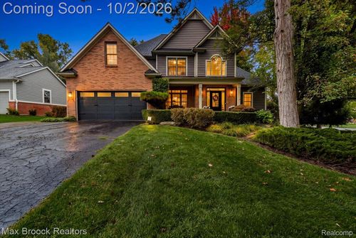 6979 Woodlyn Ct, Clarkston, MI, 48348-4479 | Card Image