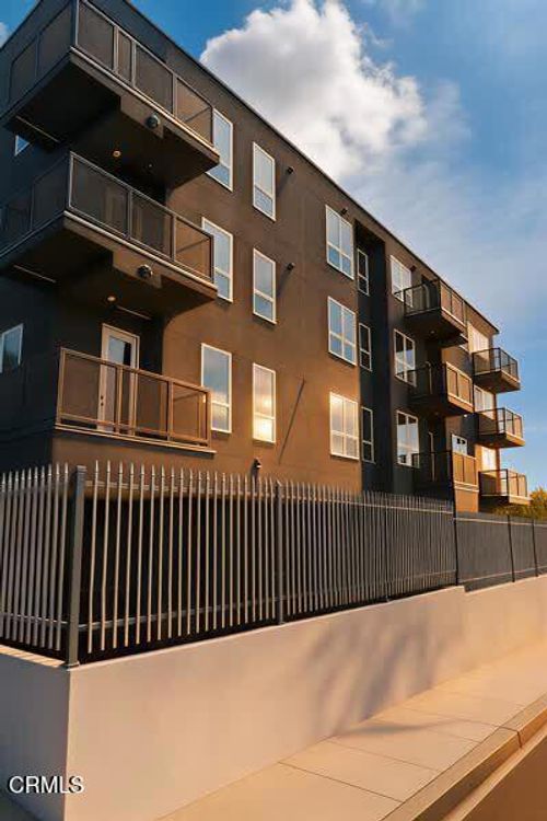 217-18900 Parthenia Street, Northridge, CA, 91324 | Card Image