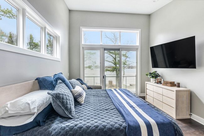 Upper level - Primary bedroom (4) | Image 24