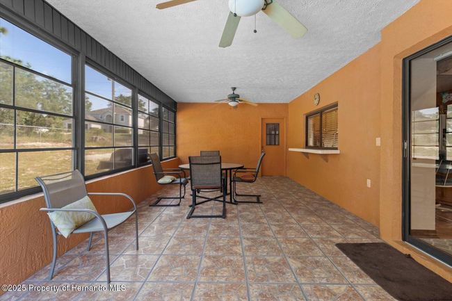 Enclosed lanai | Image 36