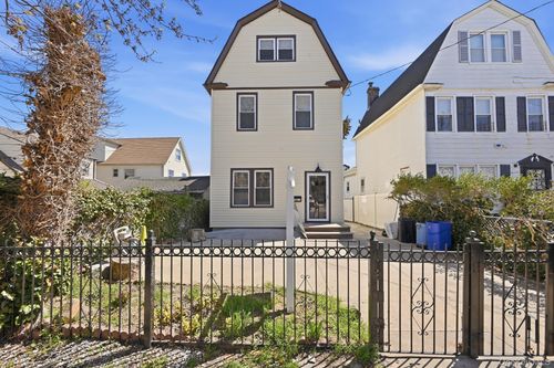 45-11 160th Street, New York, NY, 11358 | Card Image