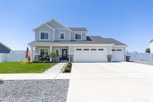 1158 S 650 E, Hyrum, UT, 84319-1697 | Card Image