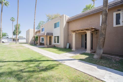 122-7126 N 19th Ave, Phoenix, AZ, 85021-8521 | Card Image
