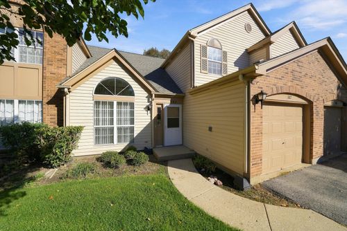 182 Wellington Circle, Gurnee, IL, 60031 | Card Image