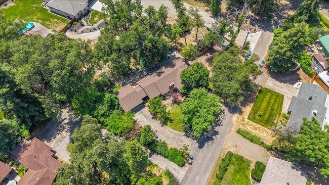 2551 S Waverly Ave, House other with 3 bedrooms, 2 bathrooms and null parking in Redding CA | Image 51