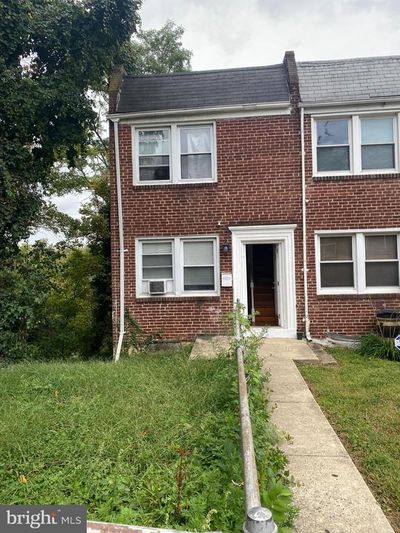 800 N Rosedale Street, Townhouse with 2 bedrooms, 1 bathrooms and null parking in BALTIMORE MD | Image 1