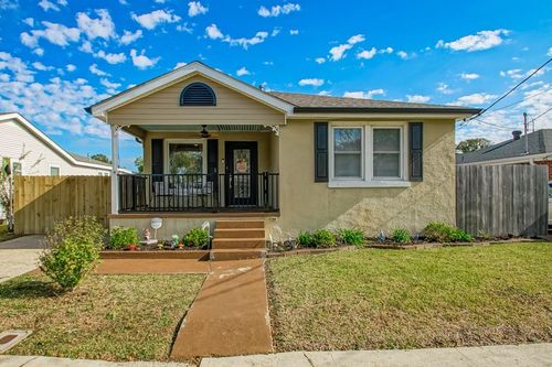 505 Marion Ave, Harvey, LA, 70058-4247 | Card Image