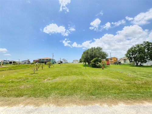853 Swallow Dr, Palacios, TX, 77465-1736 | Card Image