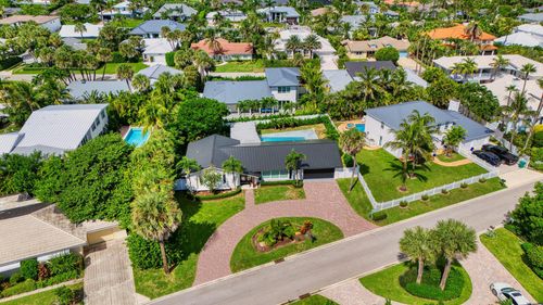 206 Colony Rd, Jupiter Inlet Colony, FL, 33469-3528 | Card Image