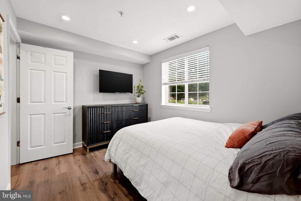 Residential in ARLINGTON 3