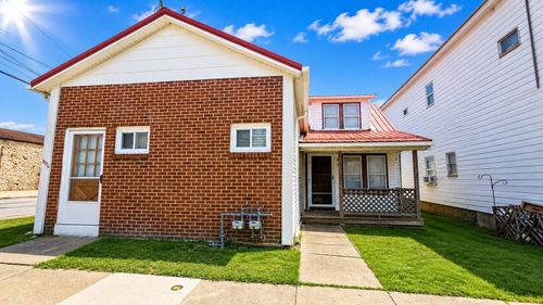 322 Indiana Ave, Avonmore, PA, 15618-9773 | Card Image