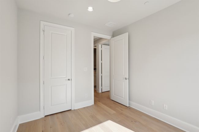 Image of model home with similar floorplan. | Image 21