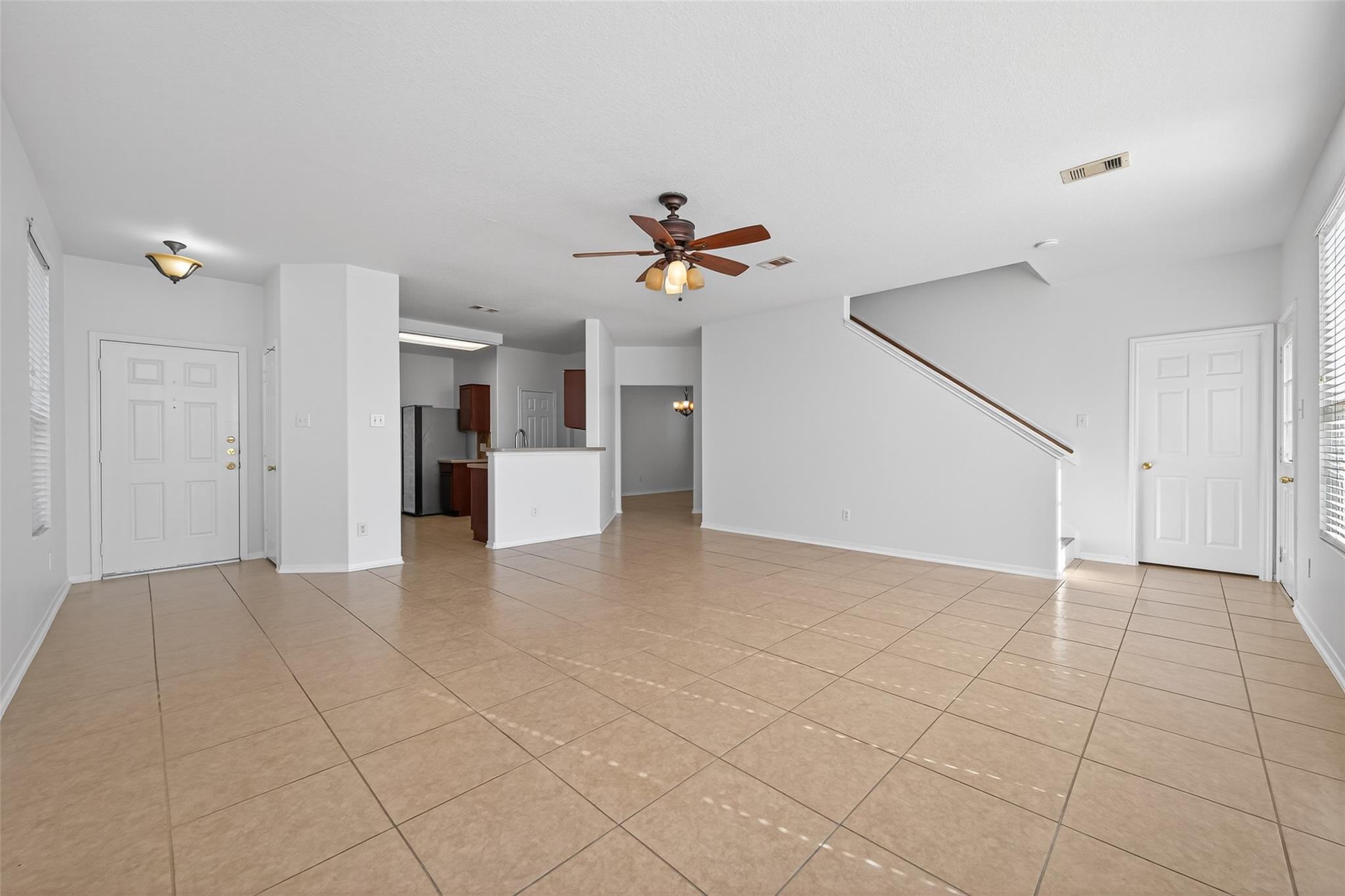 Residential Lease in Spring 5
