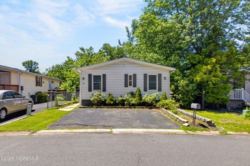 11 Short Oaks Ct, Manalapan, NJ, 07726-3915 | Card Image