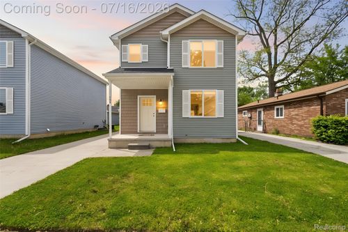 534 E Brickley Ave, Hazel Park, MI, 48030-1222 | Card Image